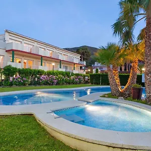 https://holiday-park-palmiers-015.catalonia-hotels.com